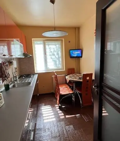 아파트 Apartament 3 Camere. *