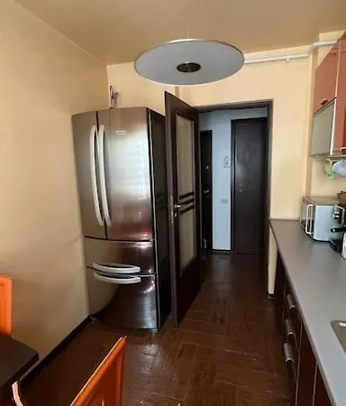 Apartament 3 Camere. 아파트 *