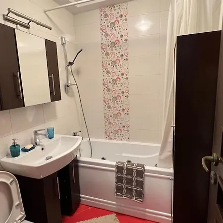 아파트 Apartament 3 Camere. *